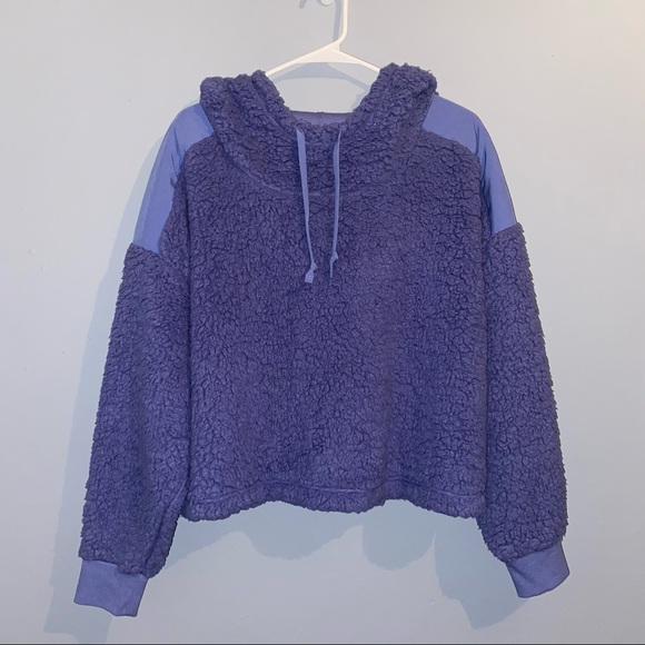 NWT Z by Zella Women’s Boxy Cropped Plush Fleece Pullover Hooded Size XL Cozy - Picture 3 of 9